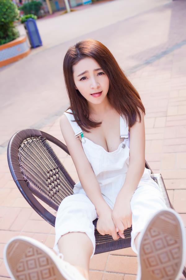 美女模特旅拍之夏茉gigi全套第二辑(8)(点击浏览下一张趣图)