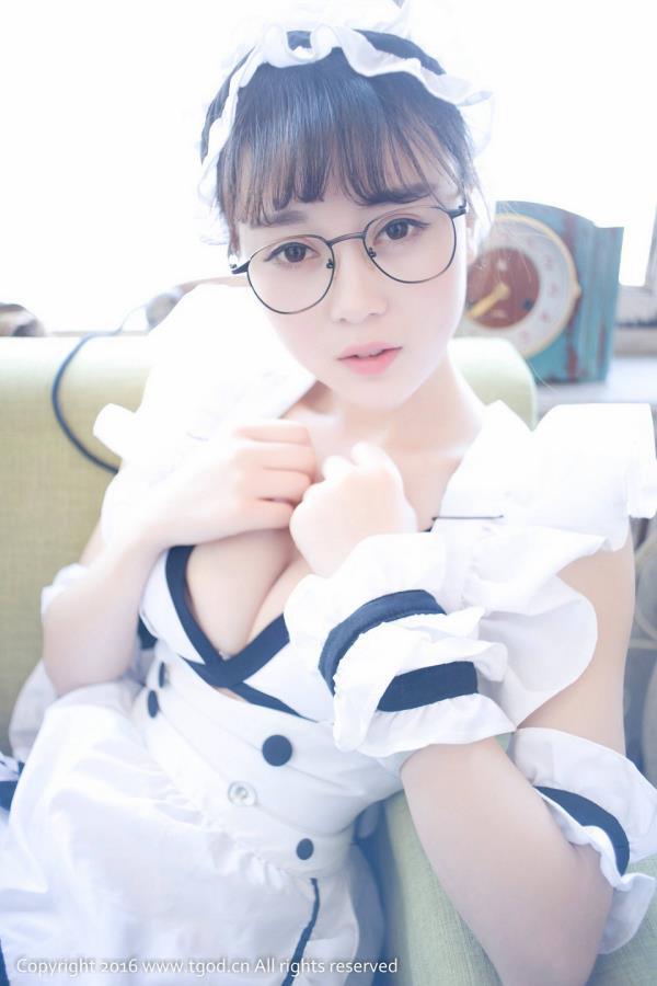 大胸女仆性感私房诱惑写真(点击浏览下一张趣图)