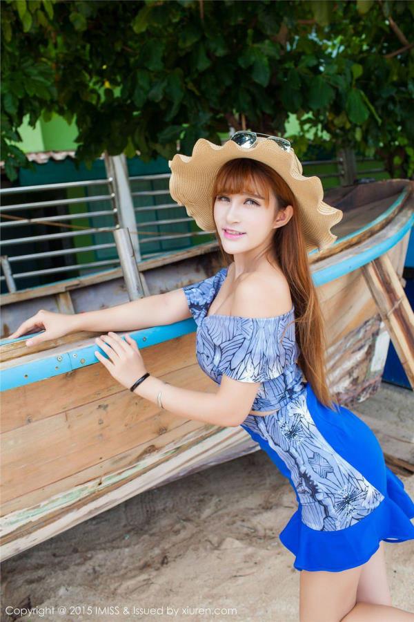 性感女神LalaBaby啦啦美女图片写真(3)(点击浏览下一张趣图)
