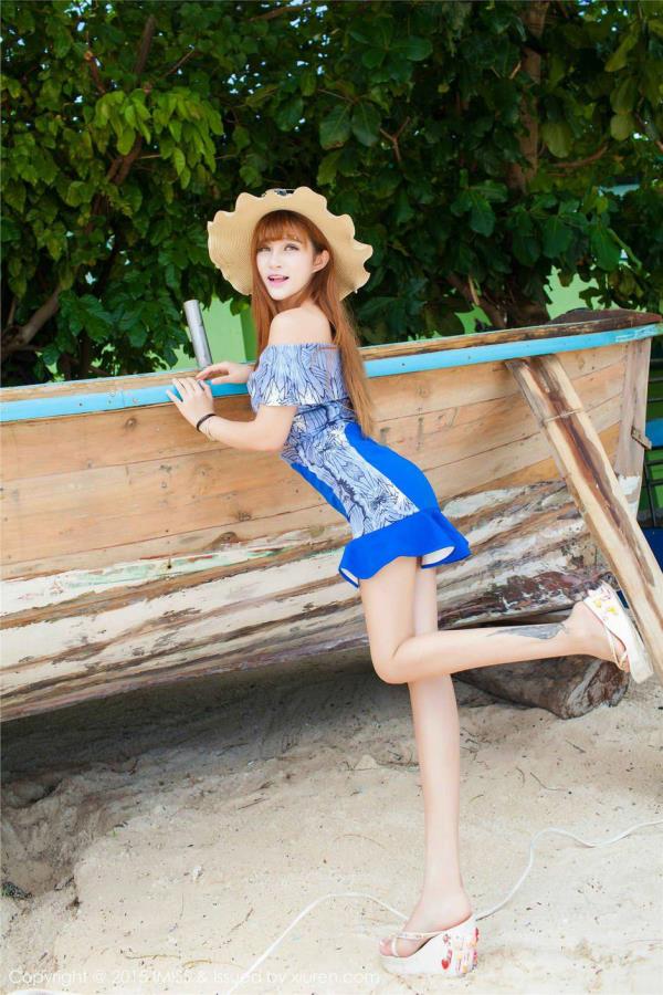 性感女神LalaBaby啦啦美女图片写真(4)(点击浏览下一张趣图)