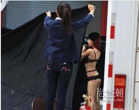 女生小游戏换装真实图片:女生小游戏换装马上玩(点击浏览下一张趣图)