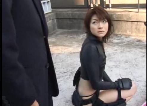 女战士被刺穿肚子图:giga女战士女奥特曼之死(2)(点击浏览下一张趣图)
