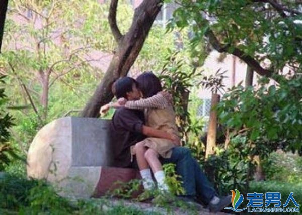 野外情侣亲密图片大全:情侣监控下的不雅视频(6)(点击浏览下一张趣图)