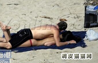 章子怡不可告人的照片:爆奶门(6)(点击浏览下一张趣图)