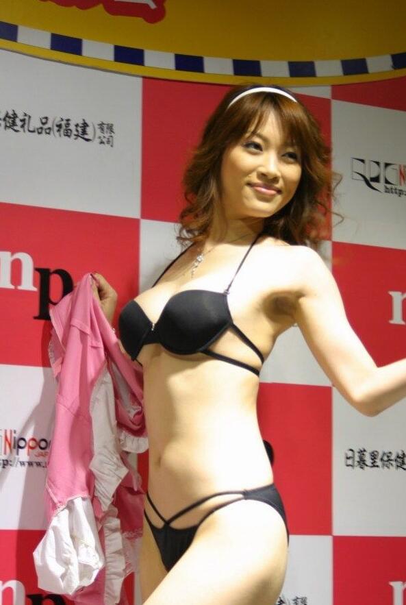 日本性文化节图:春工图片大全(9)(点击浏览下一张趣图)
