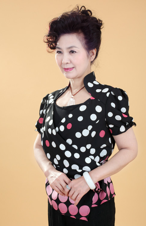 泡风韵饱满的老年妇女:约中年大妈的经验(7)(点击浏览下一张趣图)