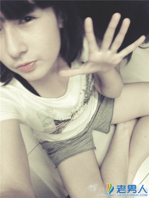 阿的江的女儿阿迪娜资料及照片(3)(点击浏览下一张趣图)