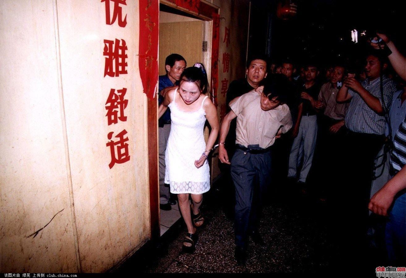 南宁扫黄现场图片大全:东莞现在还能玩吗(11)(点击浏览下一张趣图)