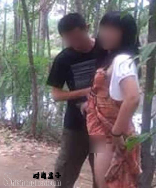 实拍男女玩车震图片:沭阳三轮车上车震(3)(点击浏览下一张趣图)