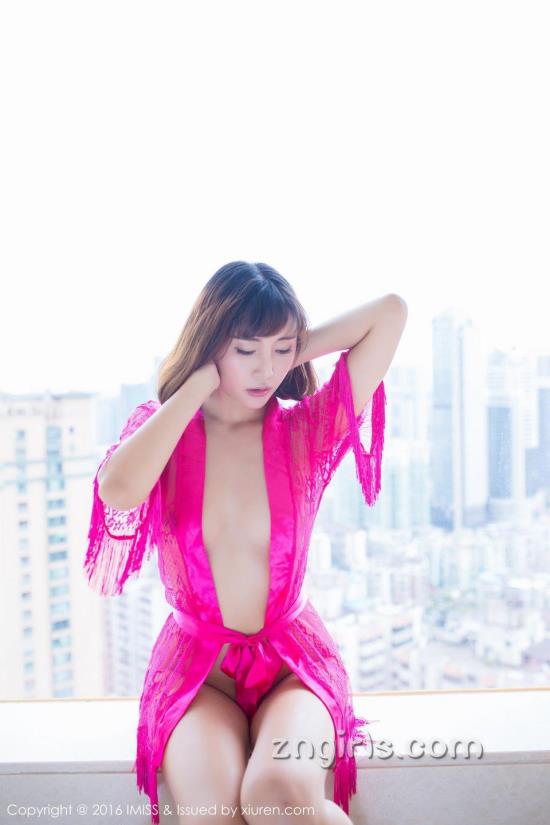 蜂鸟网拍人体图片:蜂鸟人体下体图片(3)(点击浏览下一张趣图)