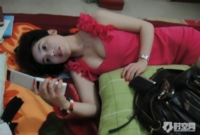 小孩4岁的少妇可以约吗:少妇的风韵,寂寞少妇的诱惑图(2)(点击浏览下一张趣图)