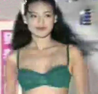 舒淇早期情趣内衣图片:舒淇的全部献身频(点击浏览下一张趣图)