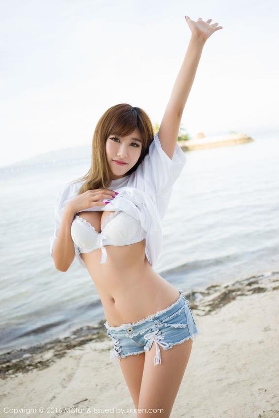 色老综合美女艺术图片(2)(点击浏览下一张趣图)