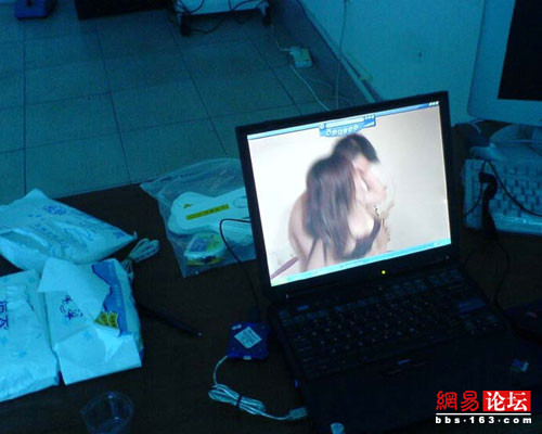 男子捐献精子过程实拍:捐精子护士帮忙吗(13)(点击浏览下一张趣图)