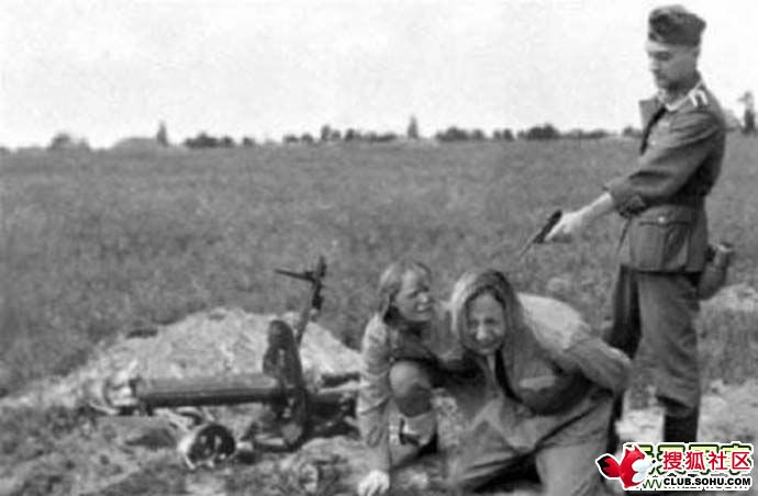 苏联女兵死亡图:苏联女英雄卓娅死亡图(3)(点击浏览下一张趣图)