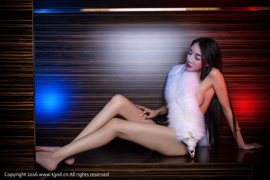 花花女性网美女艺术图片:女性人体图片素材(4)(点击浏览下一张趣图)