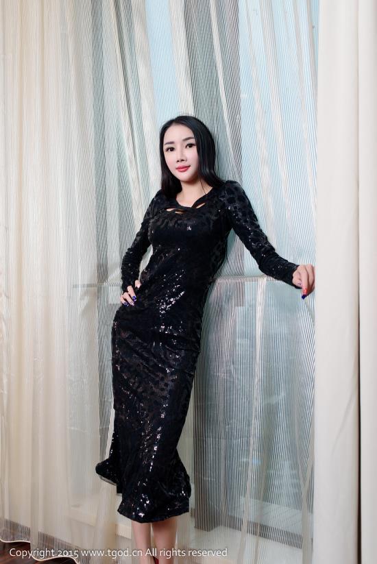 色五天综合美女图片(3)(点击浏览下一张趣图)