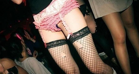 北京富婆夜生活视频:夜生活的女人(7)(点击浏览下一张趣图)