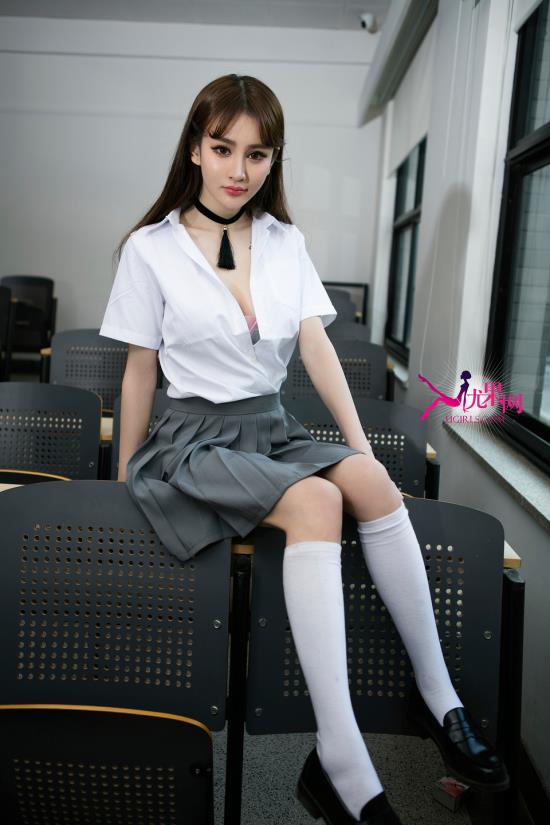 青色艺术中心综合网在线美女图片(5)(点击浏览下一张趣图)