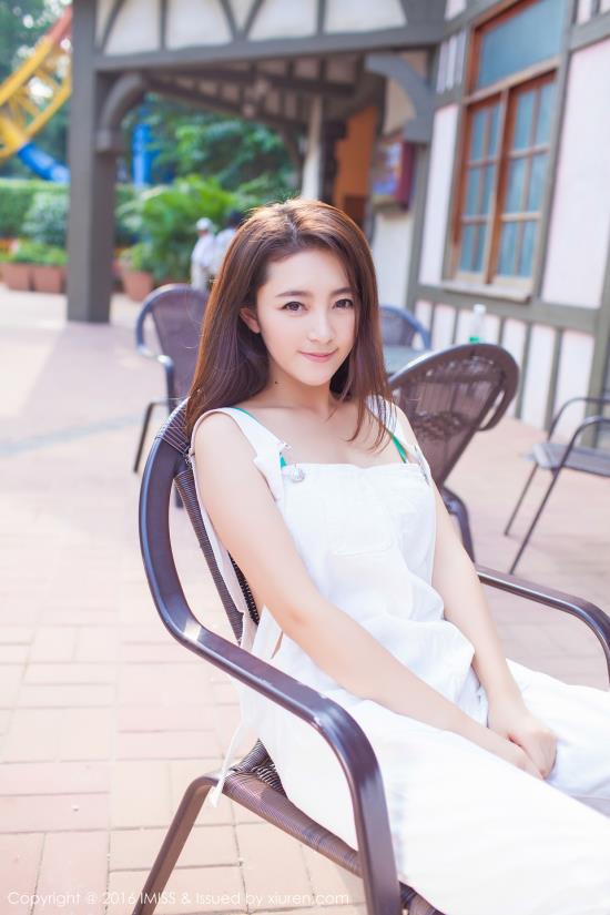 sexiezi综合网美女图片(4)(点击浏览下一张趣图)