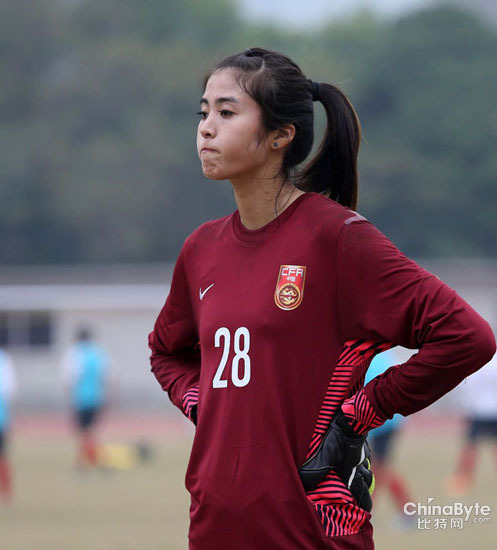 童颜巨乳保姆小说:女足门将赵丽娜凸点(3)(点击浏览下一张趣图)