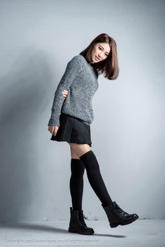 哥哥去www.345hhh.com综合美女图片(2)(点击浏览下一张趣图)