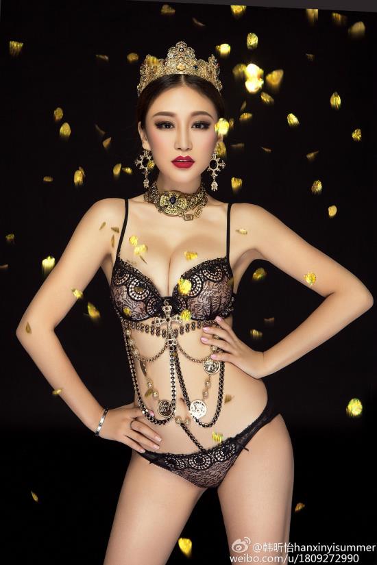 色中色最新网站综合美女图片(5)(点击浏览下一张趣图)