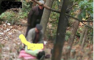 大妈公园招嫖图片:公园里的不堪一幕(5)(点击浏览下一张趣图)