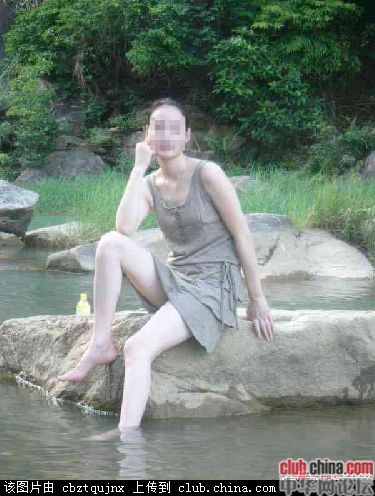女镇长艳照门:陕西局长与女下属照片(5)(点击浏览下一张趣图)