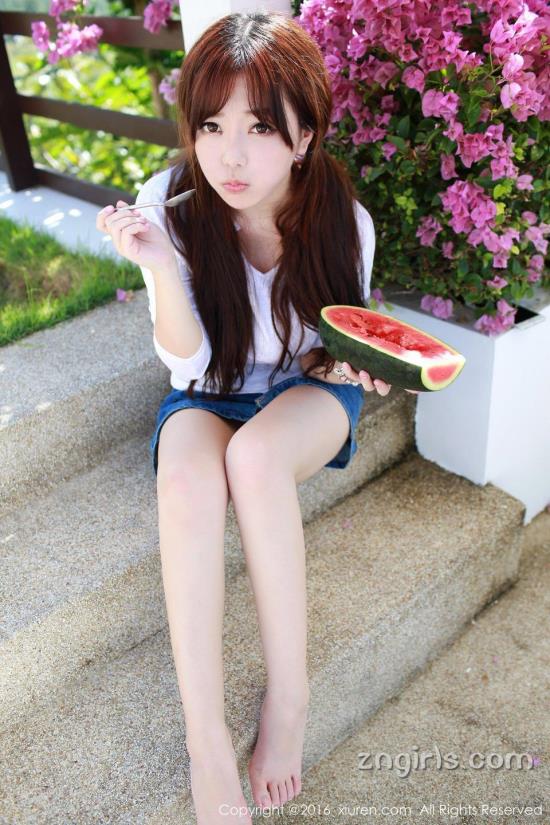 亚洲最大成人色情网站综合美女图片(4)(点击浏览下一张趣图)