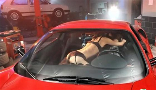 自行车车震图片:女女激烈车震视频(5)(点击浏览下一张趣图)