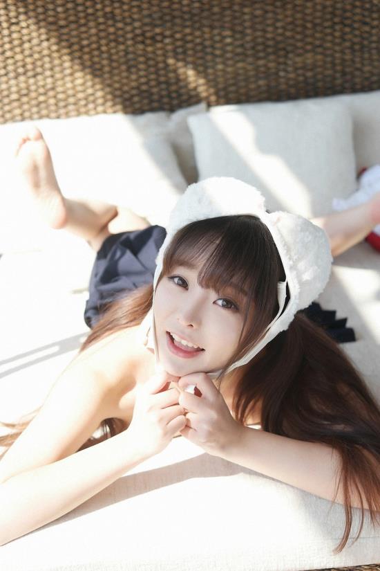 女性阴唇毛多图片欣赏:女性唇毛多图(4)(点击浏览下一张趣图)