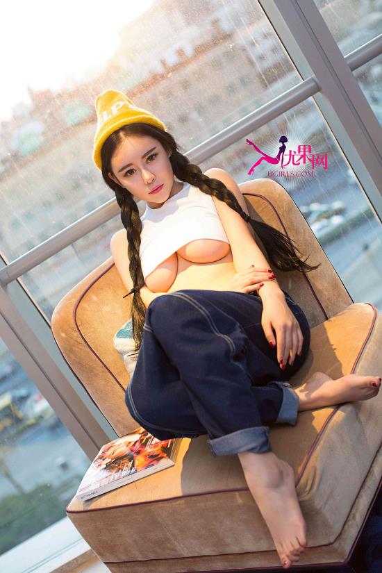 六月丁香综合美女图片(2)(点击浏览下一张趣图)