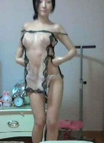 女主播视频超爽柳颐:女主播直播洗澡照片(2)(点击浏览下一张趣图)