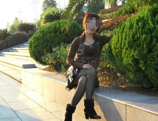 熟丝徐娘的微博照片:大连熟丝贵妇(6)(点击浏览下一张趣图)