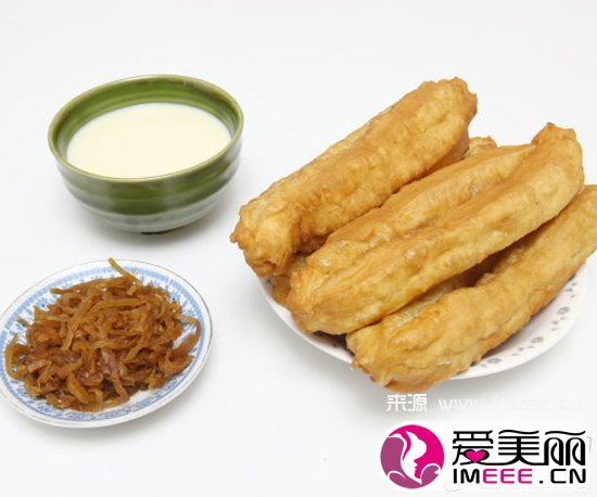 早餐几点吃会比健康？(点击浏览下一张趣图)