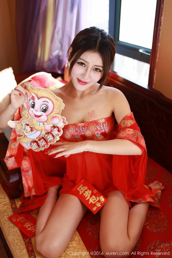 到处摸美女的秘密:看女人的光胸(点击浏览下一张趣图)