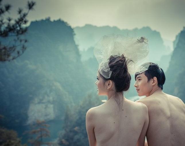 宝峰湖婚纱照女主角:张家界的裸婚纱照(5)(点击浏览下一张趣图)