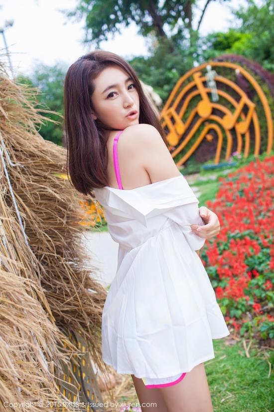 caoliu1024最新地址综合美女图片(3)(点击浏览下一张趣图)