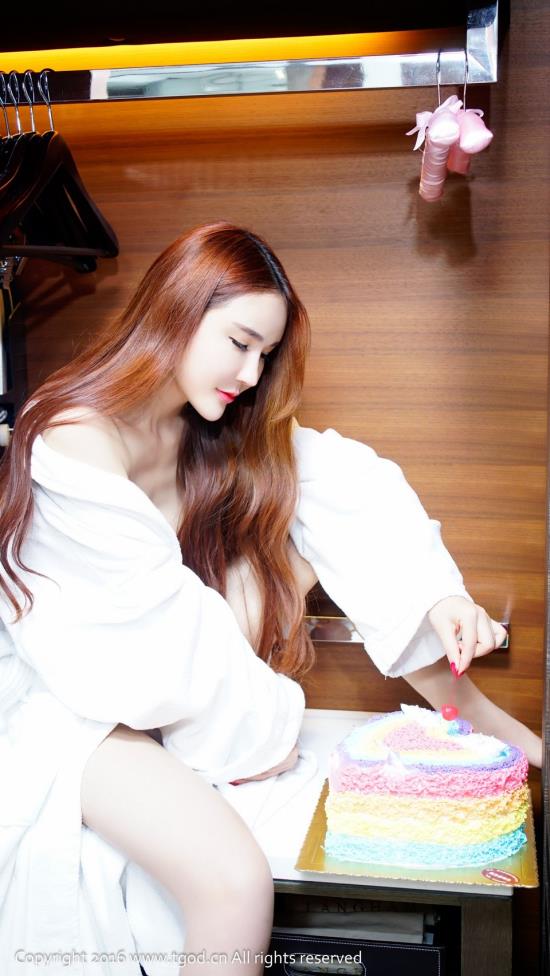 红姐图库综合网美女图片(2)(点击浏览下一张趣图)
