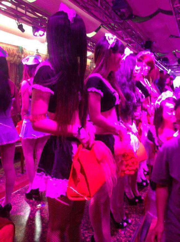 澳门九号会所体验:澳门九号会所爽,澳门帝豪休闲会所美女(5)(点击浏览下一张趣图)