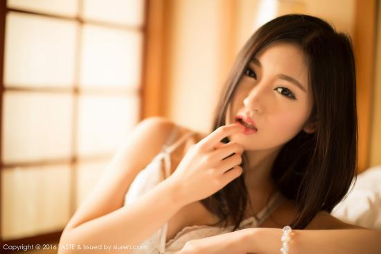 古代兄弟用一女的小说:父子同睡一个女人(2)(点击浏览下一张趣图)