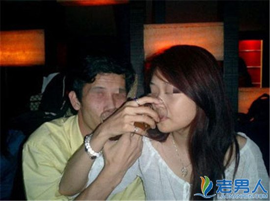 ktv的那些龌龊事儿图片:ktv里尽是些龌龊狗男女(点击浏览下一张趣图)