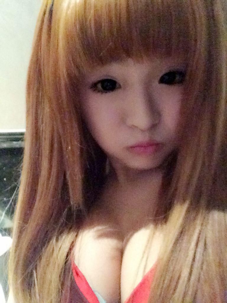 k乥v龌龊图片:歌厅男女龌龊之事图(4)(点击浏览下一张趣图)