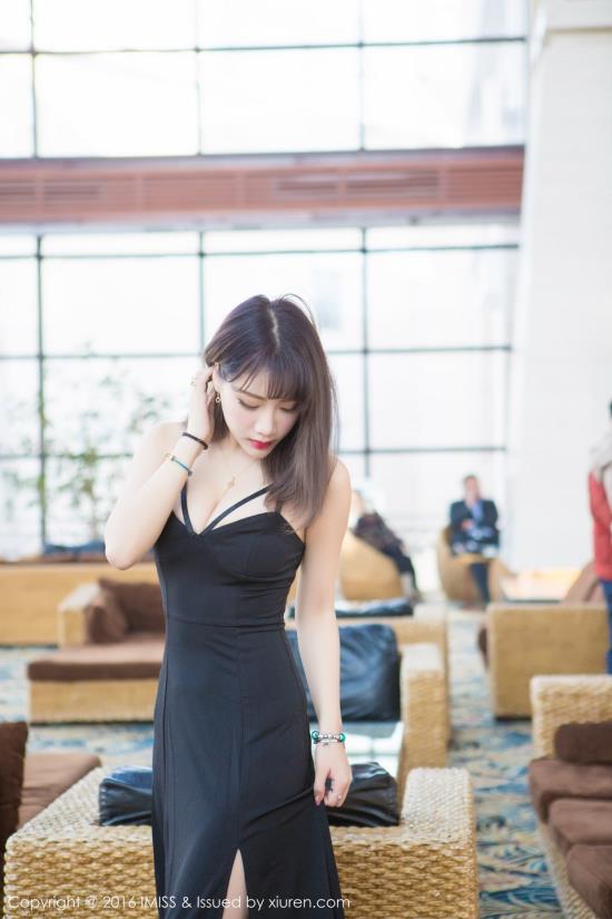 久久热在线视频精品店综合美女图片(3)(点击浏览下一张趣图)
