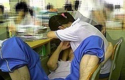 中学男女生亲密视频图片高中男女同约不雅视频(2)(点击浏览下一张趣图)