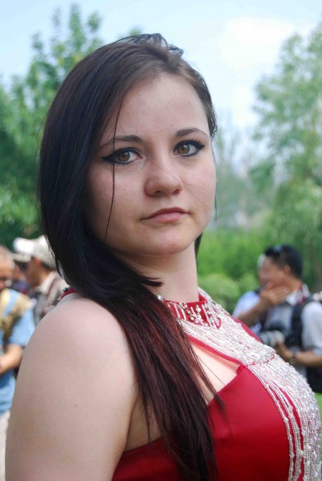 俄罗斯美女的胸部毛毛毛毛图片大全(4)(点击浏览下一张趣图)