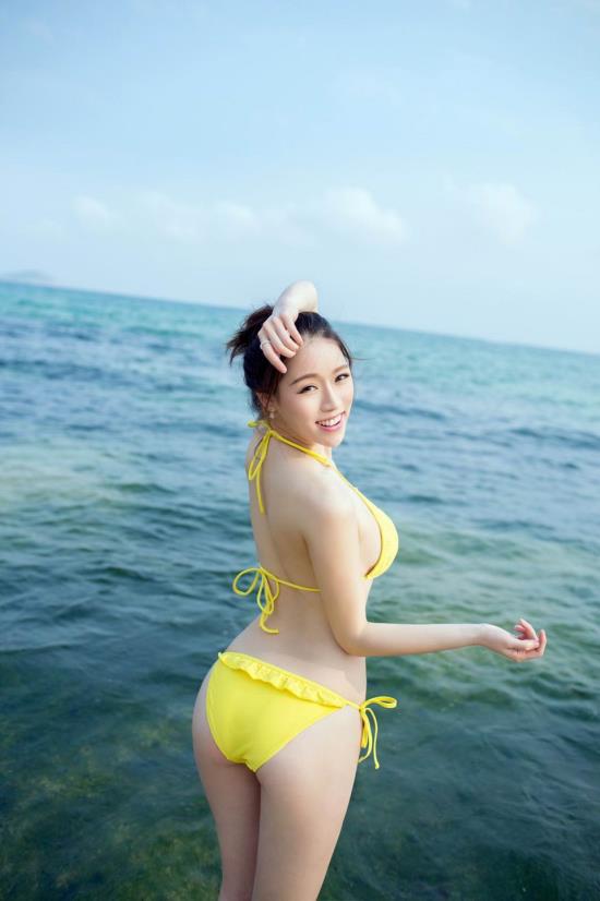 770878刘伯温心水图库综合美女图片(2)(点击浏览下一张趣图)