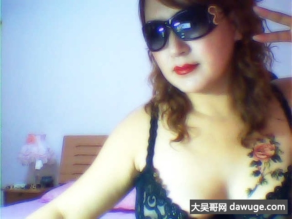 溪子女王照片倾城女主微博内涵图片(点击浏览下一张趣图)