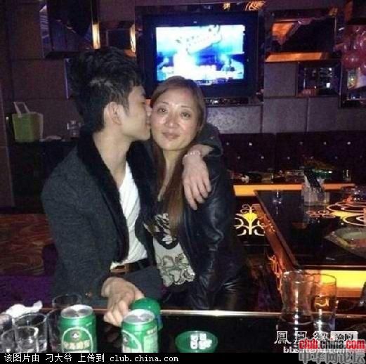 酒吧男模穿着打扮图片夜场男模陪客技巧真实图片(点击浏览下一张趣图)